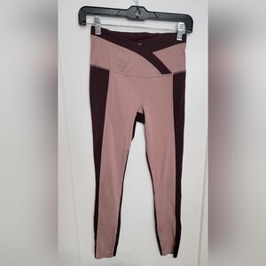Athleta Chroma 7/8 Tight in Burgundy